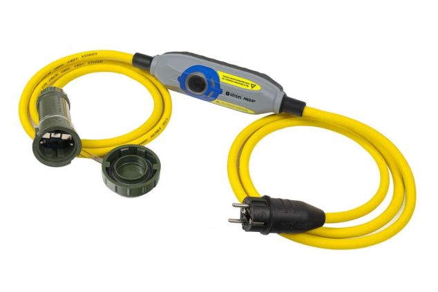 Personenschutz Zwischenstecker PRCD-S+